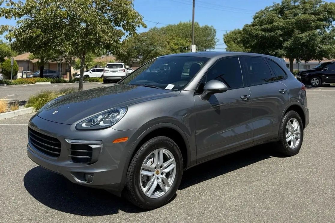 PORSCHE CAYENNE