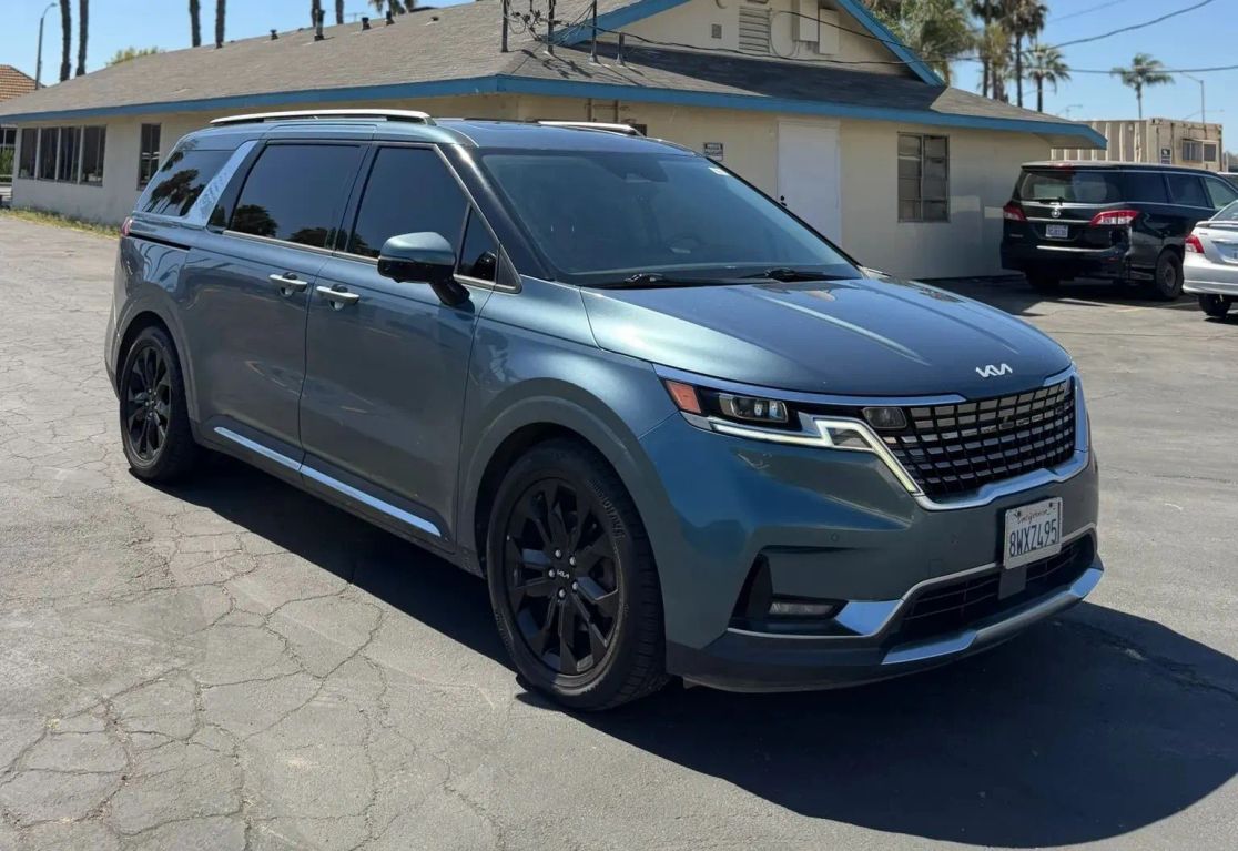 2022 KIA CARNIVAL